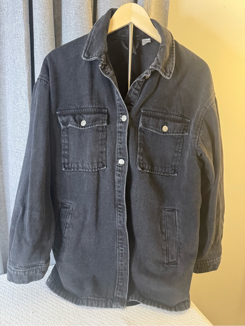 Divided Black Button-Front Shirt Jacket - Picture 5 of 6